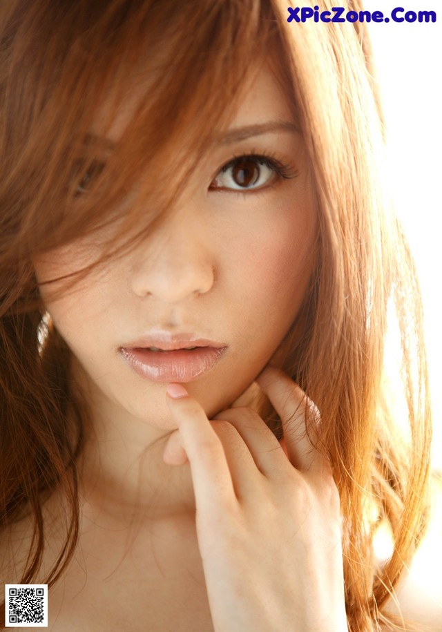 Yuria Ashina - Altin Hot Modele